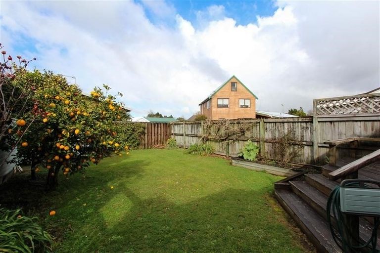 Photo of property in 16 Tranmere Road, Fairfield, Hamilton, 3214