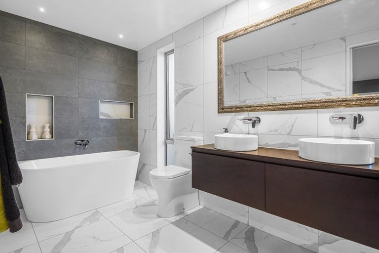 Photo of property in 12 Gerard Place, Rangiora, 7400