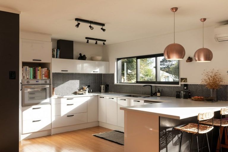 Photo of property in 4/28 Ambler Avenue, Glen Eden, Auckland, 0602