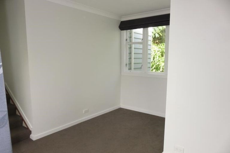 Photo of property in 58 Salamanca Road, Kelburn, Wellington, 6012