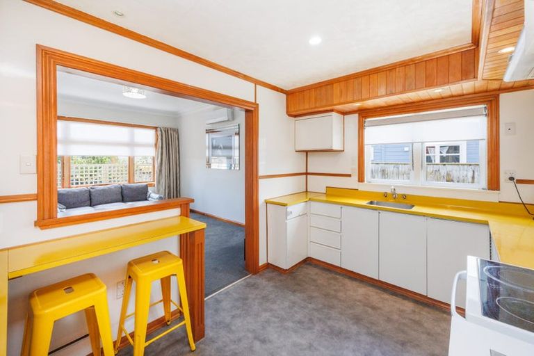 Photo of property in 996 Tremaine Avenue, Roslyn, Palmerston North, 4414
