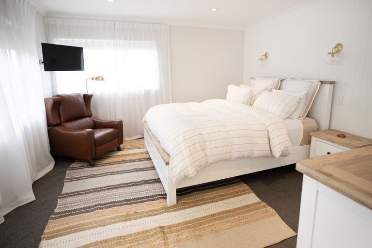 Photo of property in 4 Brandon Road, Manly, Whangaparaoa, 0930