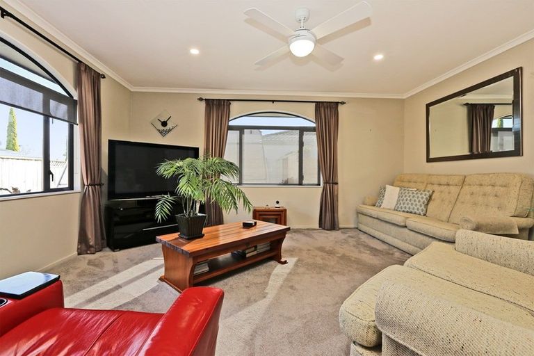 Photo of property in 33 Pembroke Street, Taradale, Napier, 4112