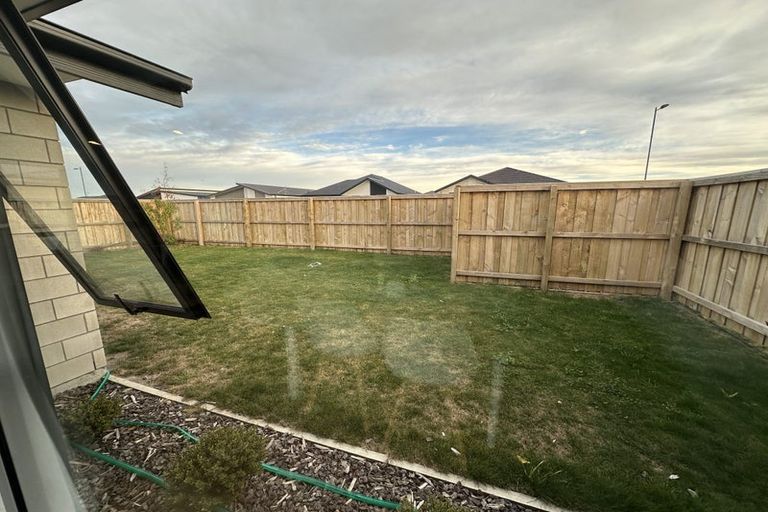 Photo of property in 8 Te Kanawa Lane, Rolleston, 7615