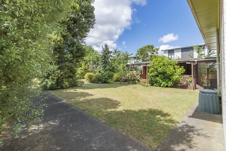 Photo of property in 40 Beach Road, Pahurehure, Papakura, 2113