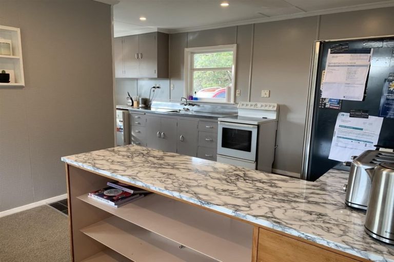 Photo of property in 18 Antonio Street, Stratford, 4332