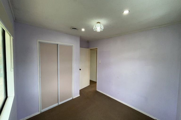 Photo of property in 1/77 Redcrest Avenue, Red Hill, Papakura, 2110