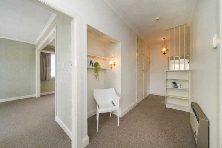 Photo of property in 26 Rangitira Avenue, Palmerston North, 4414