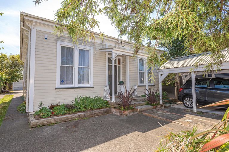 Photo of property in 72 Niblett Street, Whanganui, 4500