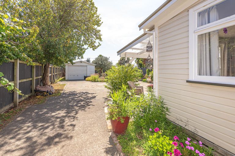 Photo of property in 72 Niblett Street, Whanganui, 4500