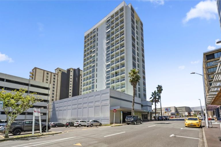 Photo of property in Proximity Apartments, 301/17 Osterley Way, Manukau, Auckland, 2104