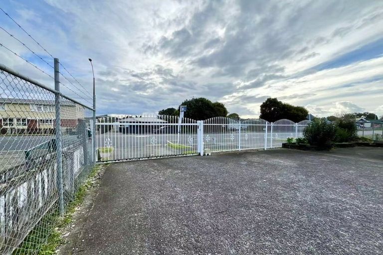 Photo of property in 235 Preston Road, Otara, Auckland, 2023