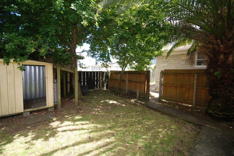 Photo of property in 13 Mcquarrie Avenue, Wattle Downs, Auckland, 2103