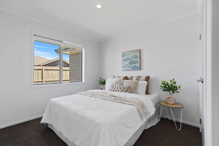 Photo of property in 52 Crown Street, Papamoa, 3118