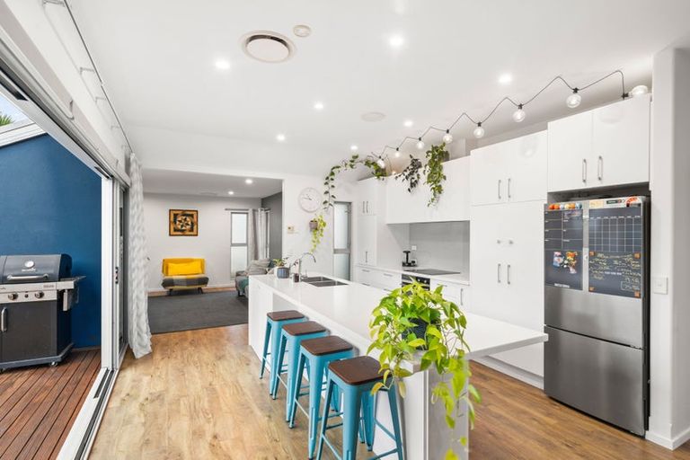 Photo of property in 105 Kotuku Crescent, Woolston, Christchurch, 8023