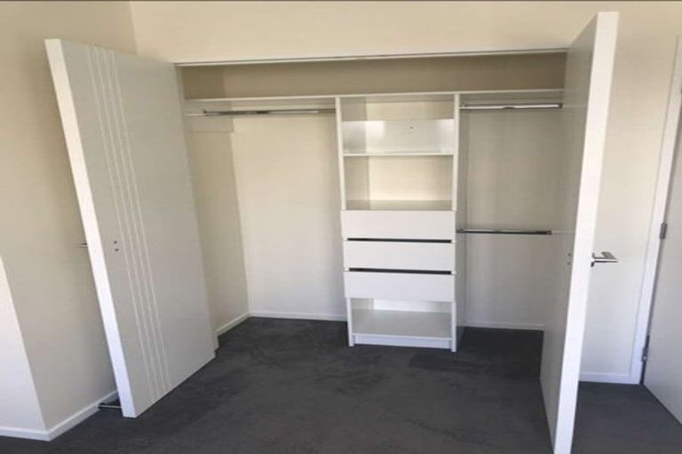 Photo of property in 2 Veneta Close, Flat Bush, Auckland, 2019