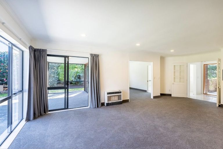 Photo of property in 8 Cedar Drive, Paraparaumu Beach, Paraparaumu, 5032