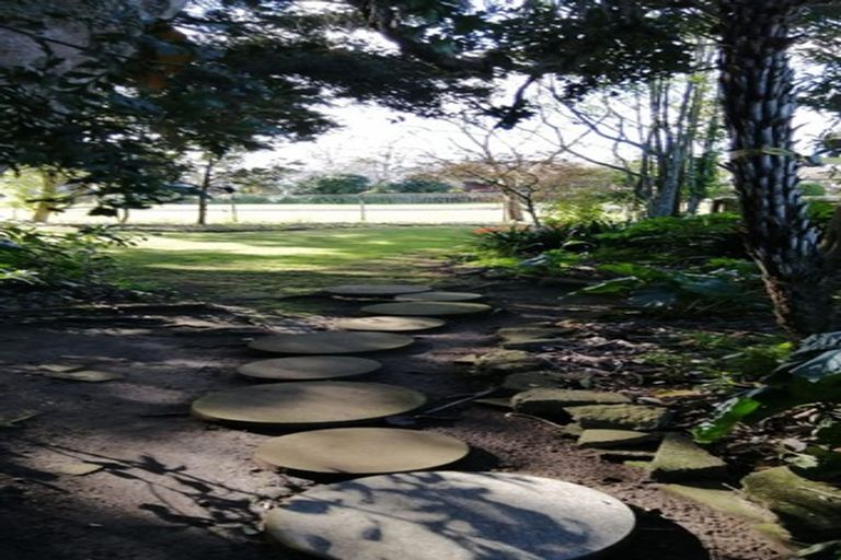 Photo of property in 15 Saint Johns Avenue, Tuakau, 2121