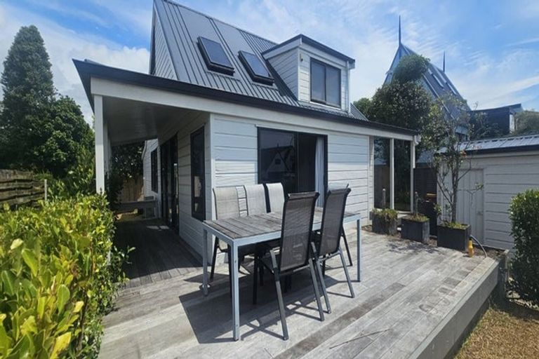 Photo of property in 56 Dickson Road, Papamoa Beach, Papamoa, 3118