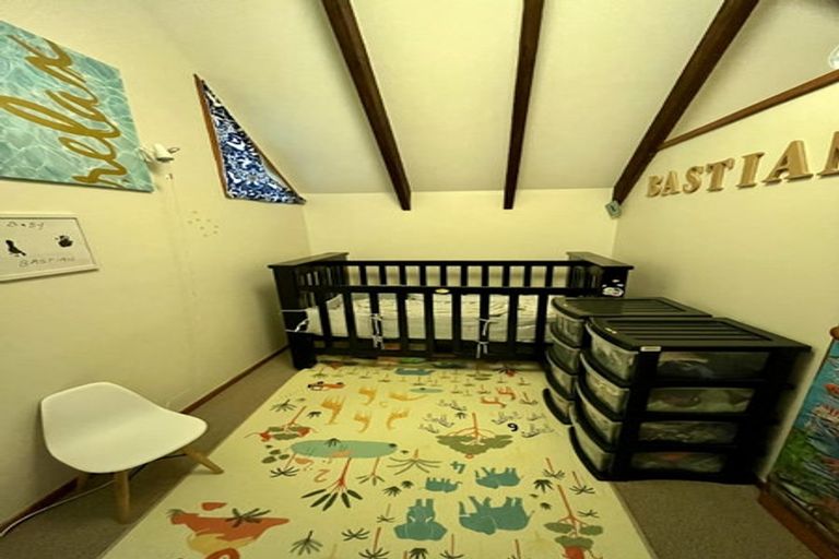 Photo of property in 121 Mairangi Road, Wilton, Wellington, 6012