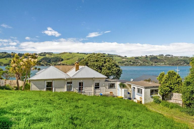 Photo of property in 265 Ravensbourne Road, Ravensbourne, Dunedin, 9022