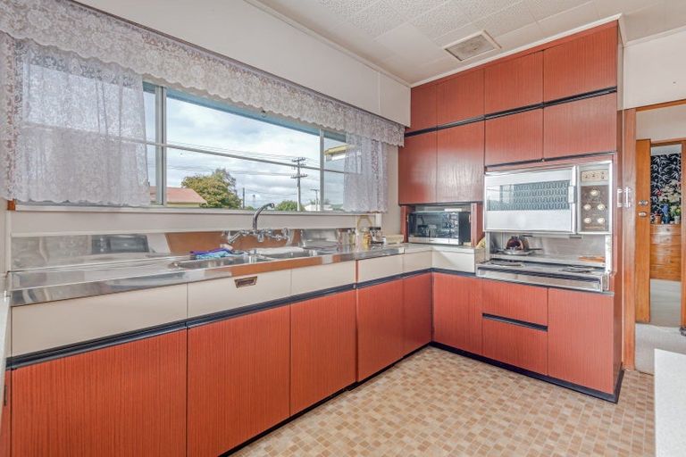 Photo of property in 12 Tararua Street, Pahiatua, 4910