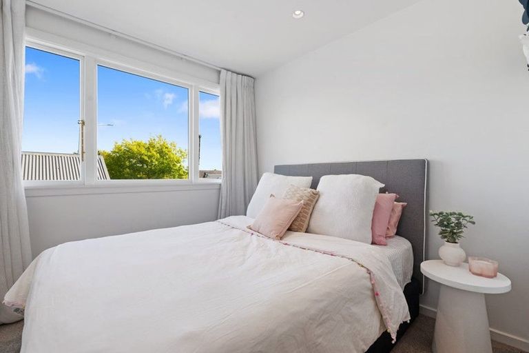 Photo of property in 67 Wairakei Road, Bryndwr, Christchurch, 8052