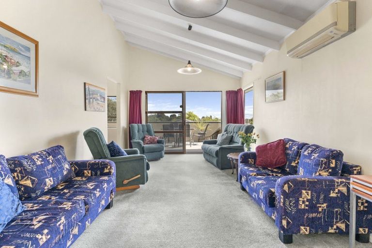 Photo of property in 10 Hammersmith Street, Richmond Heights, Taupo, 3330