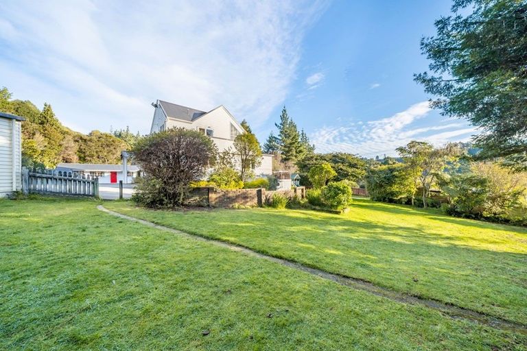 Photo of property in 1063b Blue Mountains Road, Blue Mountains, Upper Hutt, 5371