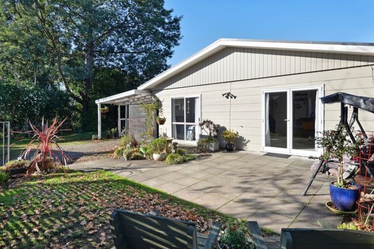 Photo of property in 7a Cotter Street, Greytown, 5712