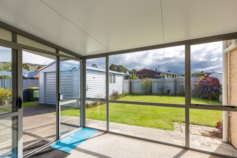 Photo of property in 26 Point Bush Road, Waimate, 7924