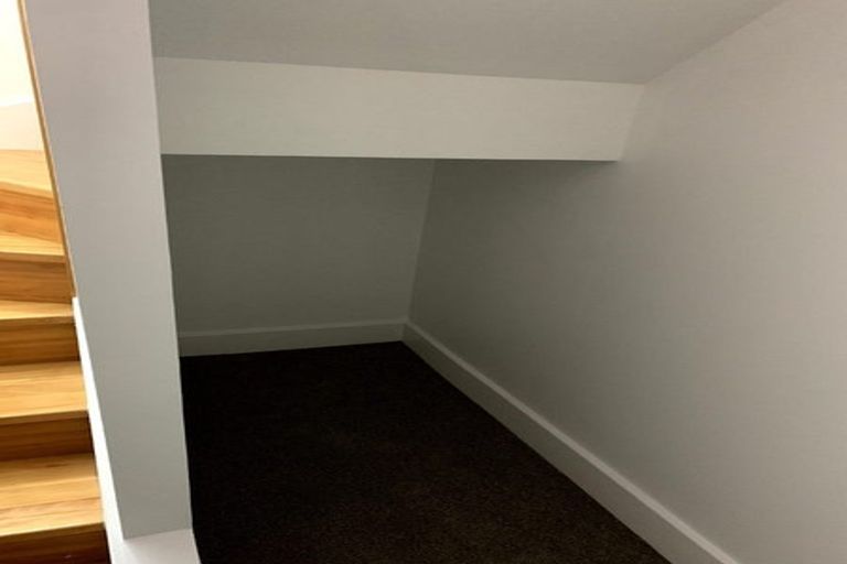 Photo of property in St Pauls Apartments, 31/43 Mulgrave Street, Thorndon, Wellington, 6011
