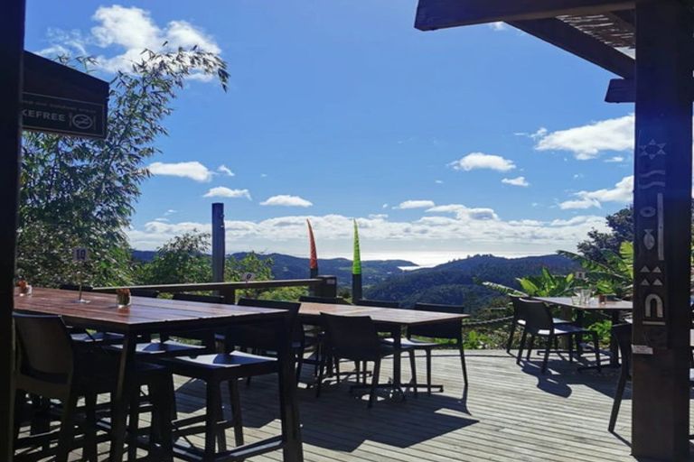 Photo of property in 1392 Russell Road, Helena Bay, Hikurangi, 0184