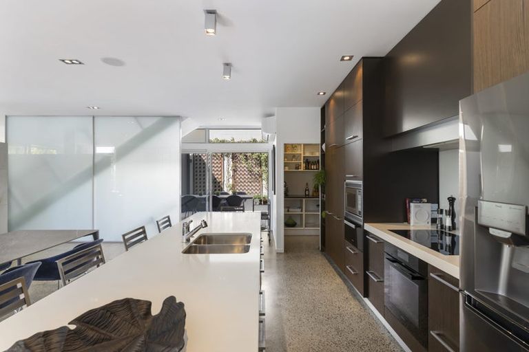 Photo of property in 4a Sarsfield Street, Herne Bay, Auckland, 1011