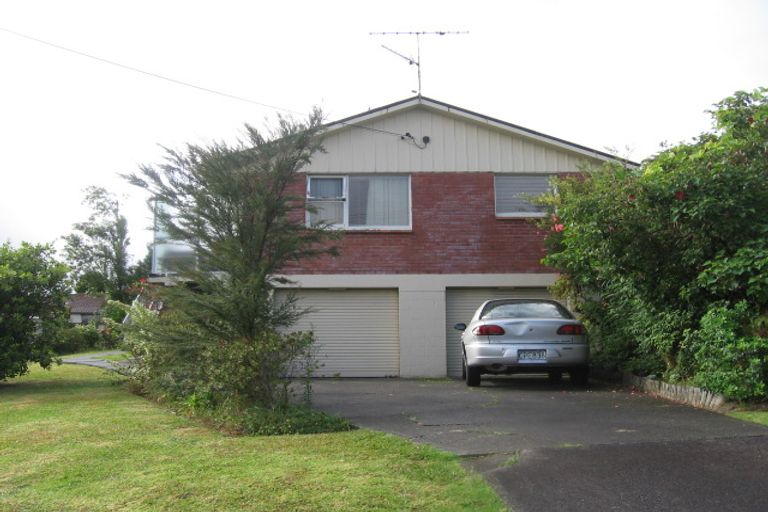 Photo of property in 2/183 Coronation Road, Hillcrest, Auckland, 0627