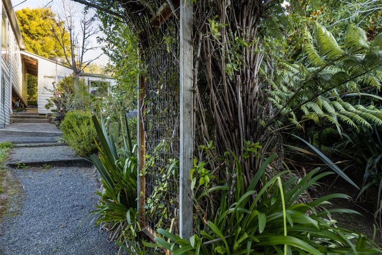 Photo of property in 659 Queen Charlotte Drive, Havelock, Picton, 7281