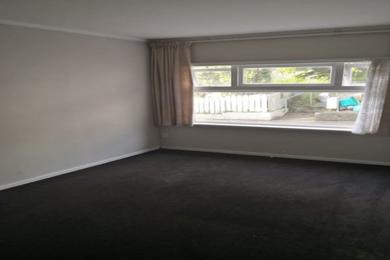 Photo of property in 6 Rixon Grove, Mount Victoria, Wellington, 6011