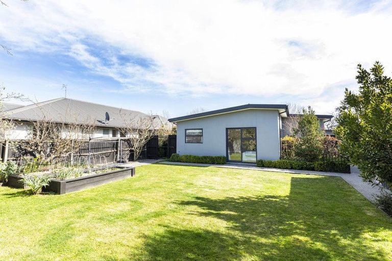 Photo of property in 80 Tomes Road, St Albans, Christchurch, 8052