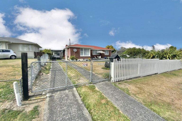Photo of property in 19 Edward Street, Tokoroa, 3420