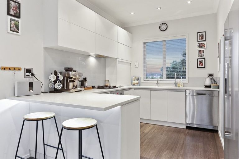 Photo of property in 12 Toheroa Street, Hobsonville, Auckland, 0616