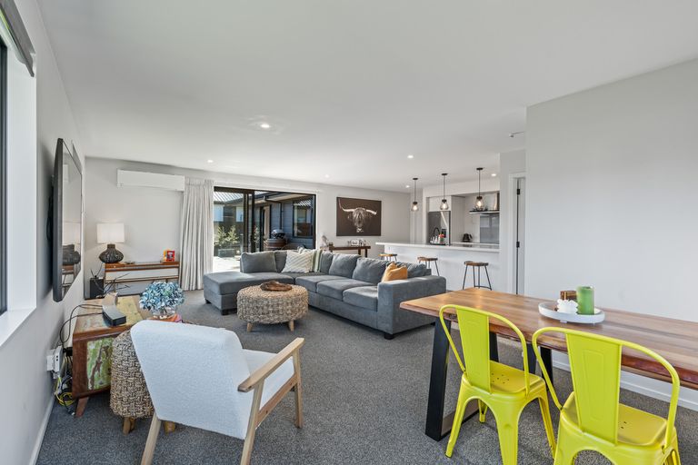 Photo of property in 11 Paterson Road, Mosgiel, 9092