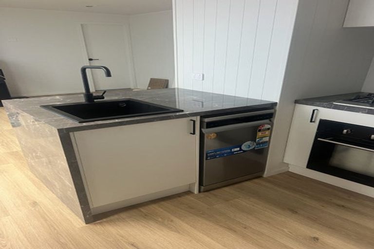 Photo of property in 29 Parawera Drive, Acacia Bay, Taupo, 3330