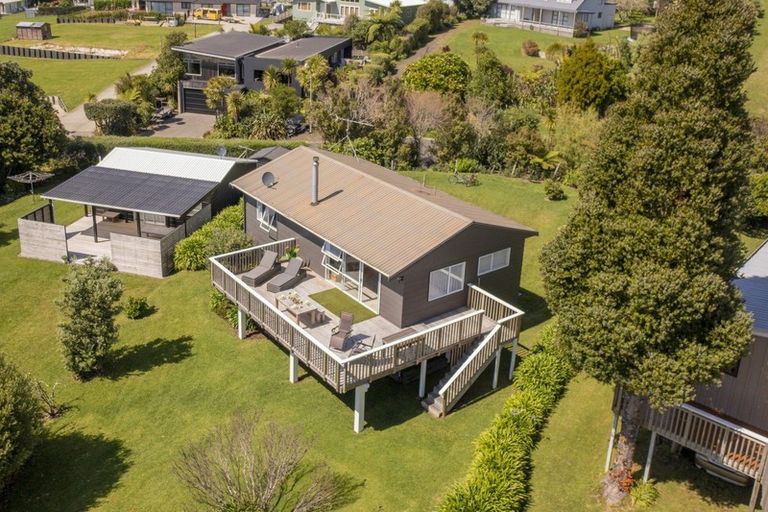 Photo of property in 4 Grierson Close, Hahei, Whitianga, 3591