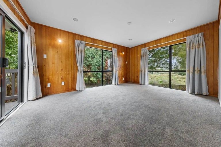 Photo of property in 9 Kopu Place, Clendon Park, Auckland, 2103