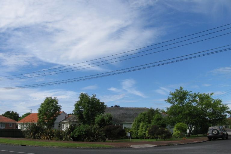 Photo of property in 87 Moa Road, Point Chevalier, Auckland, 1022