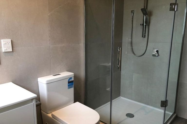 Photo of property in 30 Konoba Avenue, Kumeu, 0810