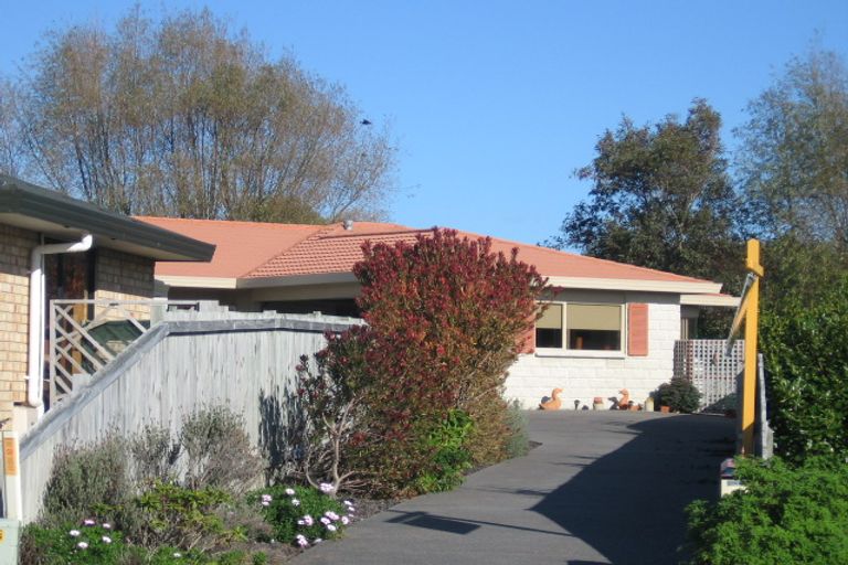 Photo of property in 140 Langdale Avenue, Paraparaumu, 5032