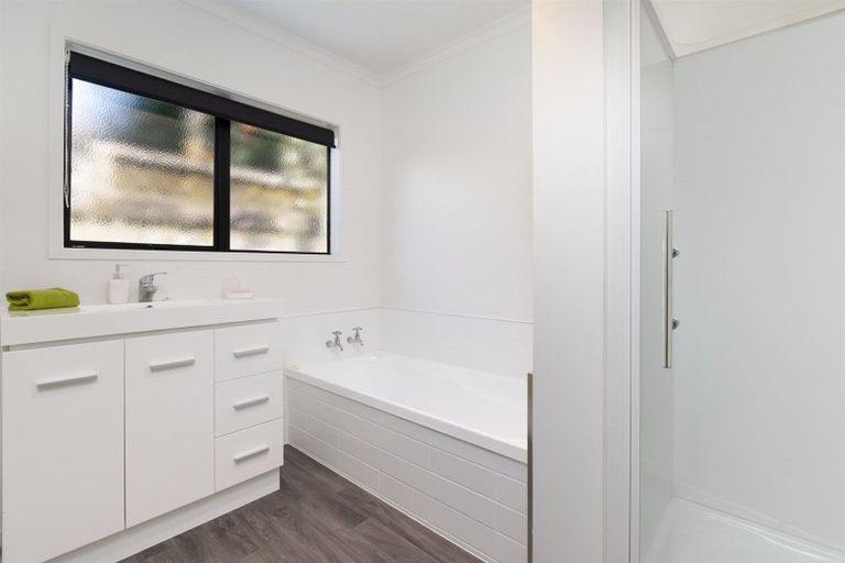 Photo of property in 6b Queen Road, Bellevue, Tauranga, 3110