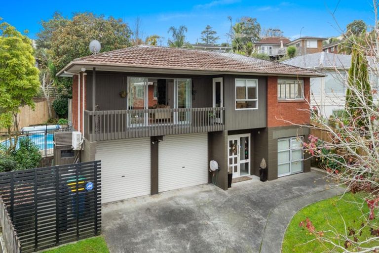 Photo of property in 31 Barlow Place, Chatswood, Auckland, 0626