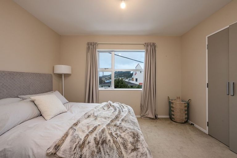 Photo of property in 16 Tapiri Street, Hataitai, Wellington, 6021